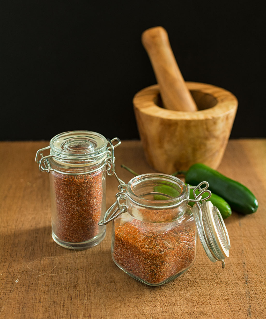 A simple, low salt creole seasoning that spices up everything!