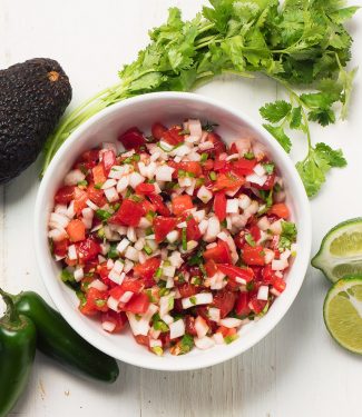 Two simple tricks to make the best pico de gallo.